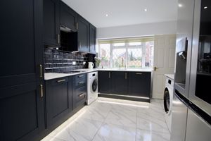Kitchen- click for photo gallery